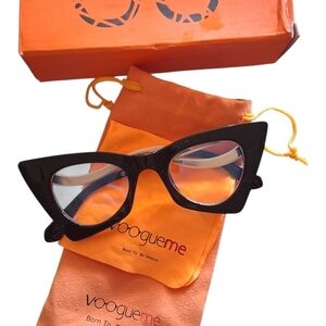 Black Cat-Eye Sunglasses